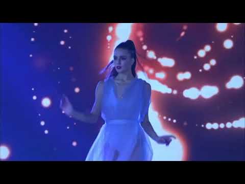 Видео: Арина Ткачук показательное выступление «С любимыми не расставайтесь»//Турнир «Хрустальная Роза» 2022