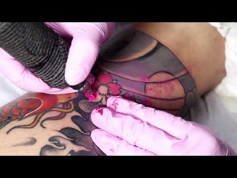 Видео: японская татуировка якудза