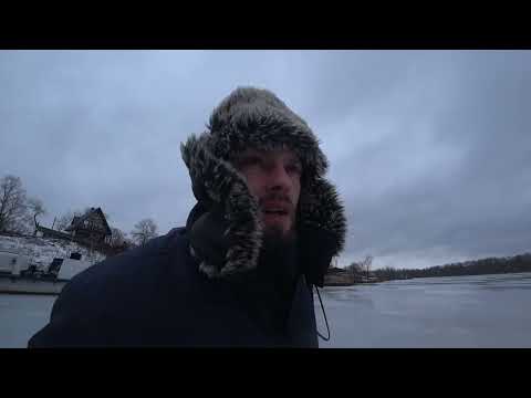 Видео: "Зимняя удочка ручной работы" город Павловск, река Дон.