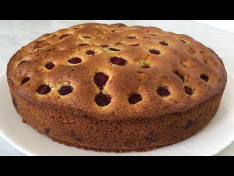 Видео: Воздушный Пирог с Малиной Супер Десерт для Всей Семьи!!! / Малиновый Пирог / Raspberry Pie