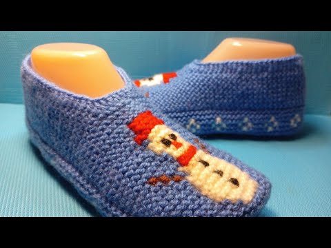 Видео: #1006 ❄️НОВОГОДНИЕ ТАПОЧКИ СПИЦАМИ  / СЛЕДКИ С ОРНАМЕНТОМ ✅