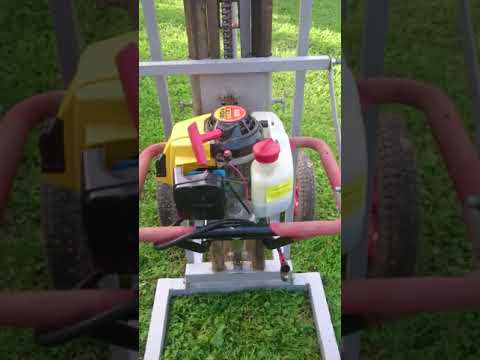 Видео: Бензобур  Iron Mole E73 со стойкой для бурения лунок забор,фундамент Часть 1