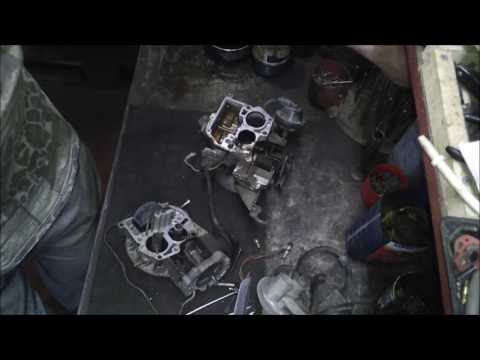 Видео: Карбюратор Пирбург 2Е2. Гольф 1,6 не сбрасывает обороты. Часть 1я.