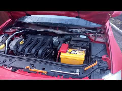 Видео: Прочистка дренажів під жабо Рено меган 2 Renault megan 2