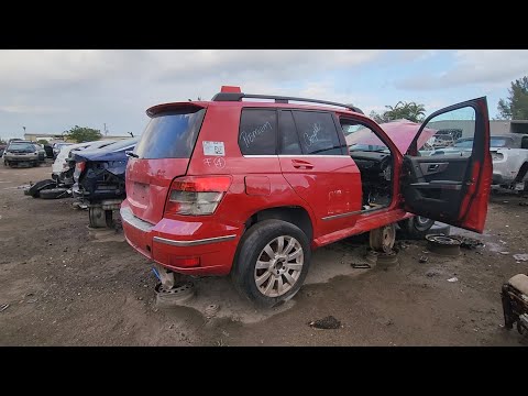 Видео: Авторазбор в США Майами|свежие авто|Mercedes GLC300 GLK350 W211 E350 BMW E60 535XI+E34 530I Touring