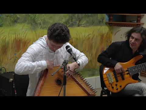 Видео: Максим Гавриленко и Роберт Мусин, группа "Ладони"