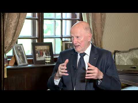 Видео: Н.В. Цар Симеон ІІ в "Интервю с Наделина Анева"