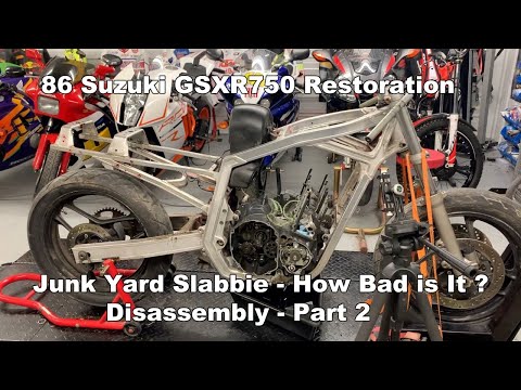 Видео: Suzuki GSX-R 750 1986 года — Реставрация — Разборка, часть 2