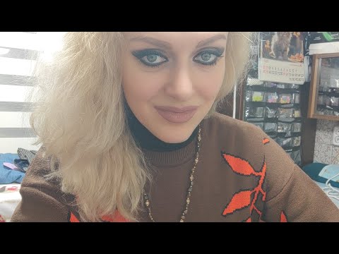 Видео: Материализм и отношение к деньгам 