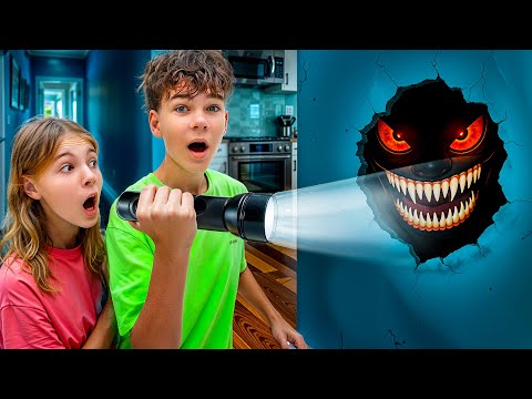 Видео: Что-то Живое ПОСЕЛИЛОСЬ в Нашем Доме!