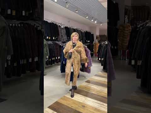 Видео: ЭКСКЛЮЗИВНОЕ ПАЛЬТО.Все вопросы в What’sApp:+79122810505 (Ольга) INFO в описании этого видео.