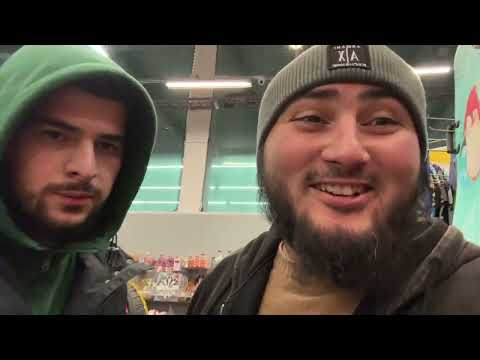 Видео: НАВИ ТРЕНЕР И АЗАММ КАТАЮТСЯ НА ВАТРУШКАХ| ИРЛ СТРИМ