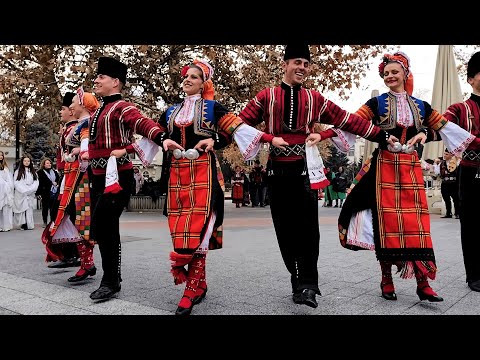 Видео: Трифон Зарезан с ансамбъл Тракия България - Дефиле на младото вино