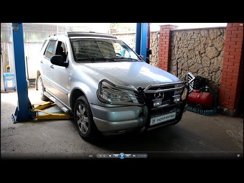 Видео: Замена левого рулевого наконечника на Mercedes Benz ML 320 W163  Мерседес М класс 1999