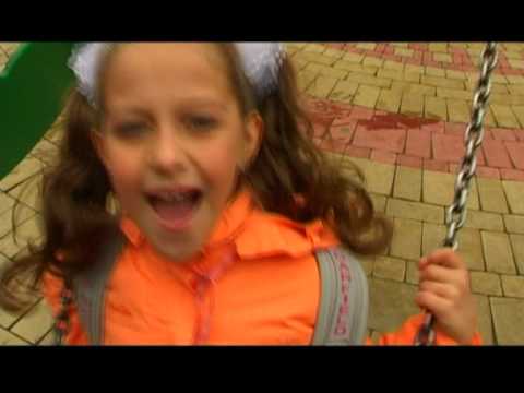 Видео: Лиза Дрозд - «Ах, школа»