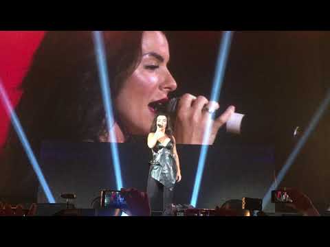 Видео: Julia Volkova / Юля Волкова (t.A.T.u.) - Нас не догонят / Not gonna get us / Nas ne dogonyat