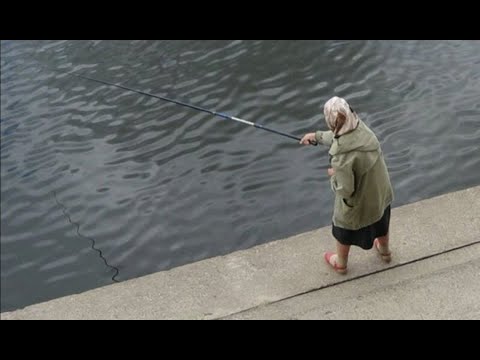 Видео: Я РЖАЛ ДО СЛЕЗ // лучшие моменты на рыбалке // ШОК РЫБАЛКА