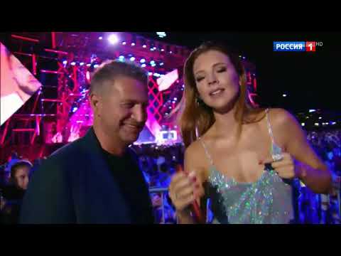 Видео: Андрей Гризли & Элина Чага - Королева (Агутин кавер)