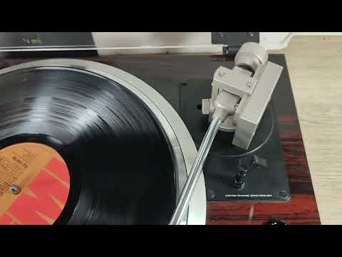 Видео: Проигрыватель винила Victor QL-Y7. Made in Japan. ТЕСТ.