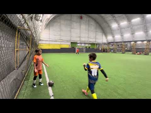 Видео: Подпишись, Ставь лайк 👍 PFL 2025  Eagles 2015 - Jeyran 2015 1 тайм