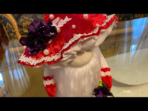 Видео: Делаем выкройку и шьём гнома мухомора вместе . Урок -3й.