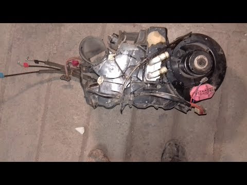 Видео: Почему не греет печка в автомобиле, и дует холодным воздухом?Устраняем причину на  Audi 100 S4