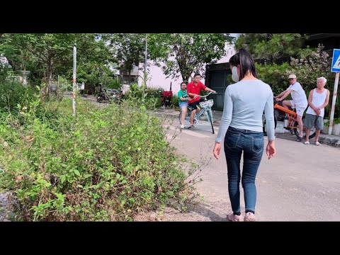Видео: Неожиданные действия соседей после того, как они не поверили, что мы бесплатно чистим их тротуары