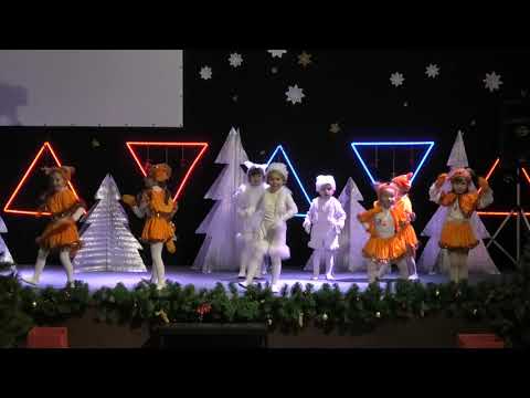 Видео: Звірята Новорічний ранок молодша підготовча група Каприз 2020