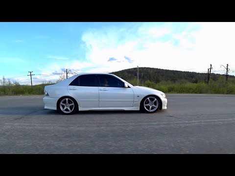 Видео: Обзор Toyota ALTEZZA (Тойота Альтеза)