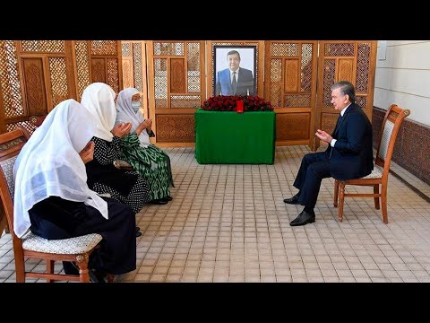 Видео: «Охирги пайтлар оғир соҳани бериб, кўнглим тинчиб, кўп ишларни бошлаган эдик» - Шавкат Мирзиёев
