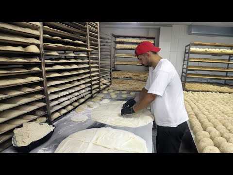 Видео: Изумительные варианты турецких лепешек! Варианты выпечки I Турецкая уличная еда