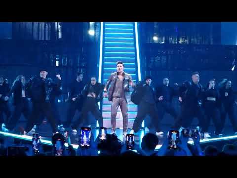 Видео: Дима Билан - 18 Молния (Крокус Сити Холл 15.02.2024)