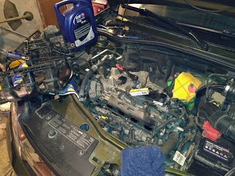 Видео: Renault Duster: TO3. Замена свечей на двигателе H4M