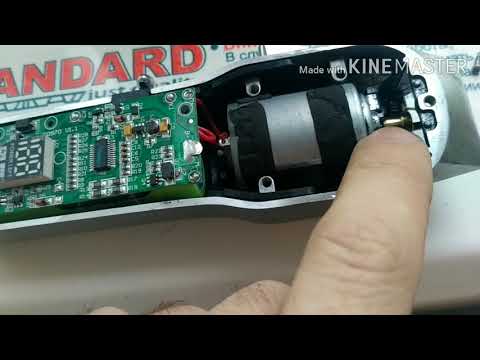 Видео: Отзыв о машинке для стрижки Cronier CR -11