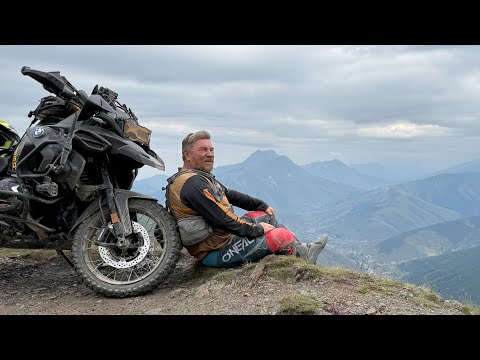 Видео: Сложный подъём на вершину горы Абдалзабазул на мотоцикле BMW R1250GSA.