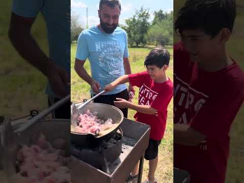 Видео: День ВДВ приготовили на брикетах Чанах,шашлык из баранины и свинины, кукуруза и хачапури на мангале