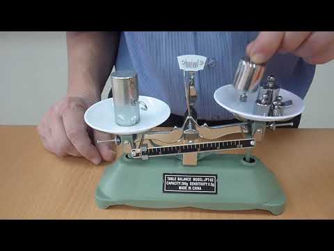 Видео: Взвешивание на рычажных весах