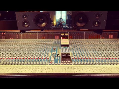Видео: Respect - Prince Igor x Адвокат (HANSA STUDIOS BERLIN)