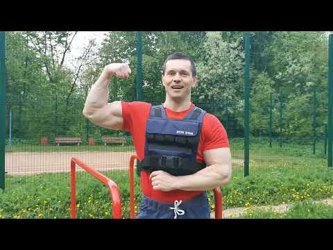 Видео: Три мощных упражнения на спортплощадке (плечи, руки, спина)!