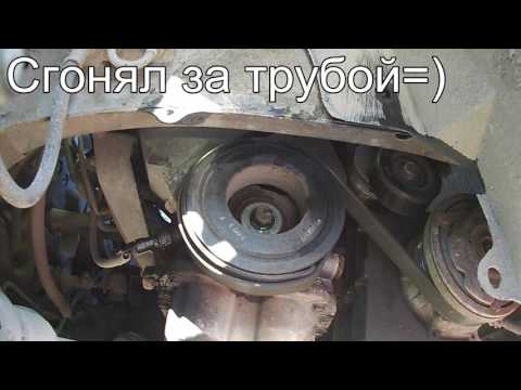 Видео: Как отвернуть болт шкива каленвала How to remove the crankshaft pulley bolt