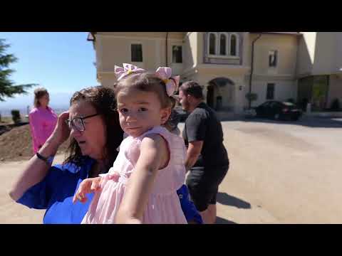 Видео: Честито Свето Кръщение на Рая и Беатрис