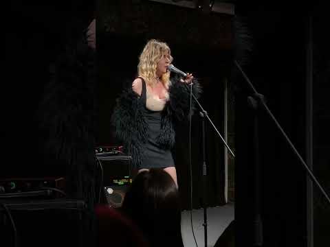 Видео: Masha Hima - типа друзья (концерт)