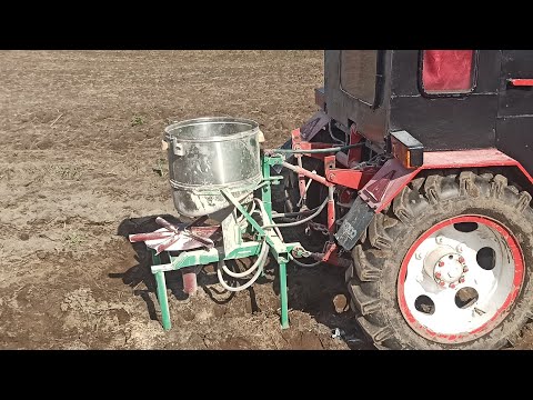 Видео: Испытание Самодельного разбрасывателя минеральных удобрений!