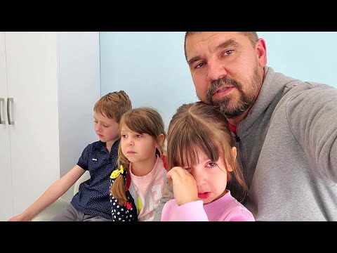 Видео: ПЕРВЫЙ РАЗ У СТОМАТОЛОГА. ОЛЯ В ШОКЕ!