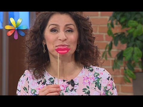 Видео: Как поднять уголки губ за месяц? Комплекс от косметолога – Все буде добре. Выпуск 1046 от 04.07.17