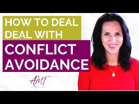 Видео: Что делать, если ваш партнер избегает конфликтов. Как справиться с собственной склонностью к избе...