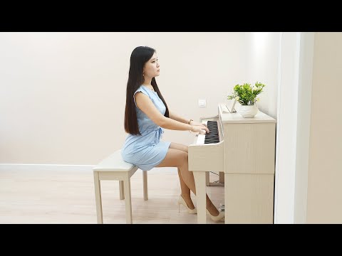 Видео: ДВОЕ В КАФЕ,17 МГНОВЕНИЙ ВЕСНЫ-ПИАНИНО/TWO IN A CAFE(17 Moments of Spring)