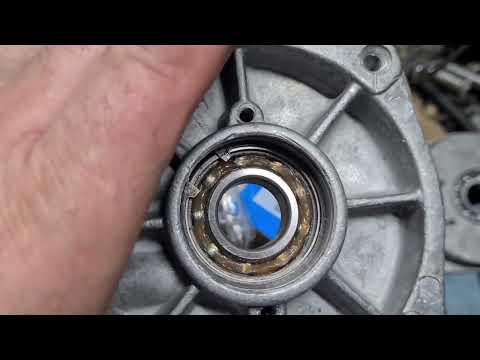 Видео: Сборка двигателя иж юпитер.