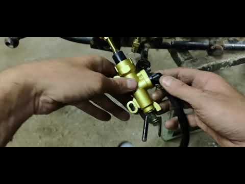 Видео: Крепление Машинки тормоза  заднего колеса.