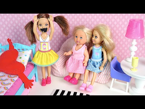 Видео: КАТЯ ГРУБИЯНКА! Кто Её Заколдовал? Мультики Барби Про Школу Куклы Для девочек IkuklaTV